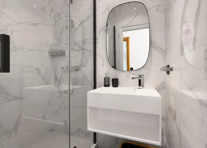 Le Riviera By Winsome Destination Apartman